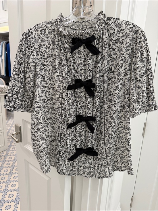 THE GREAT. Tops - The Great - Songbird Blouse Black & White w/ Black Bows Down the back